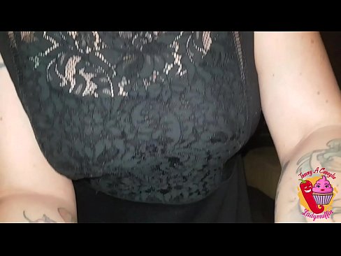 ❤️ Uma meia-irmã ordinária dá-lhe um broche e espanhol ❤ Porno porno em nós ️❤