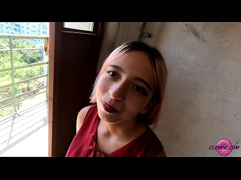 ❤️ Estudante Sensual Chupa um Estranho no Outback - Cum On His Face ❤ Porno porno em nós ️❤